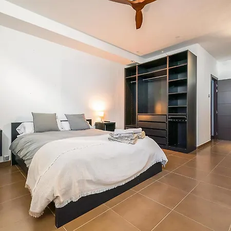 Holiday home 4 Bedroom Lovely In