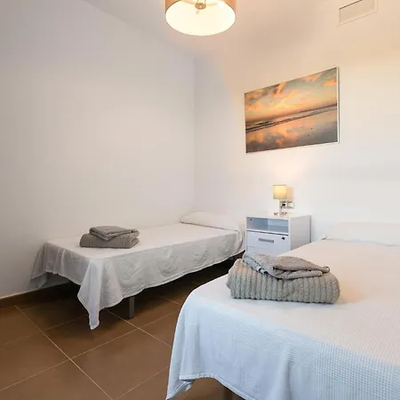 4 Bedroom Lovely In * Conil De La Frontera
