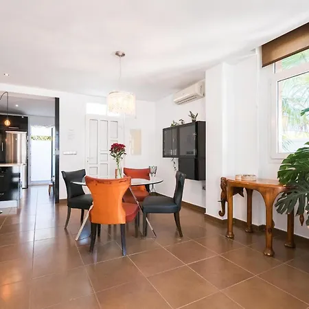 4 Bedroom Lovely In