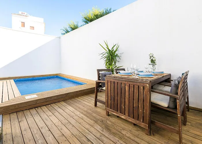 Holiday home Gorgeous In Conil De La Frontera