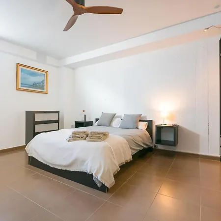 4 Bedroom Lovely In * Conil De La Frontera